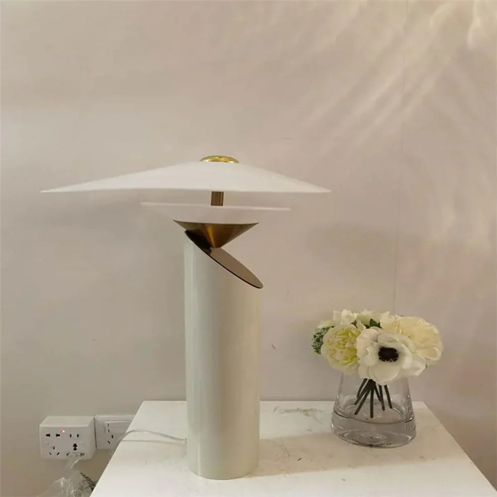 Audara-Simple Fashion Bedroom Study Office Desk Light Creative Cafe Restaurant Villa Desk Lamp Couch Side Counter Bed Warehouse Table Lamp Hotel Farmhouse Lighting Fixture