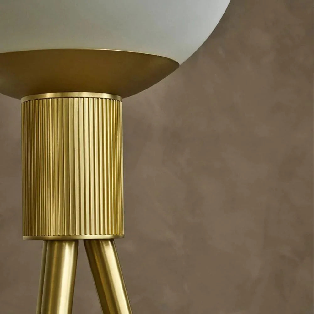 Audara-Creative Personalized Model Room Showroom Showcase Desk Light Modern Luxury Triangle Stand Marble Desk Lamp Hotel Room Restaurant Coffee Shop Table Lamp Farmhouse Villa Lighting Fixture
