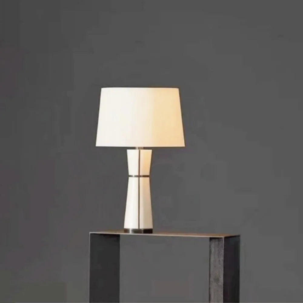 Audara-American Simple Metal Leather Desk Light Luxury Living Room Study Room Counter Desk Lamp Bedroom Bedroom Apartment Office Table Lamp Villa Club Mall B&B Model Home Lighting Fixture