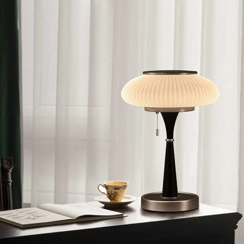 Audara-Chinese Retro Living Room Bedroom Bedside Desk Light Classic Warm Solid Wood Metal Desk Lamp Sample Room Backdrop Office Table Lamp Hotel Front Desk Restaurant Coffee Shop Lighting Fixture
