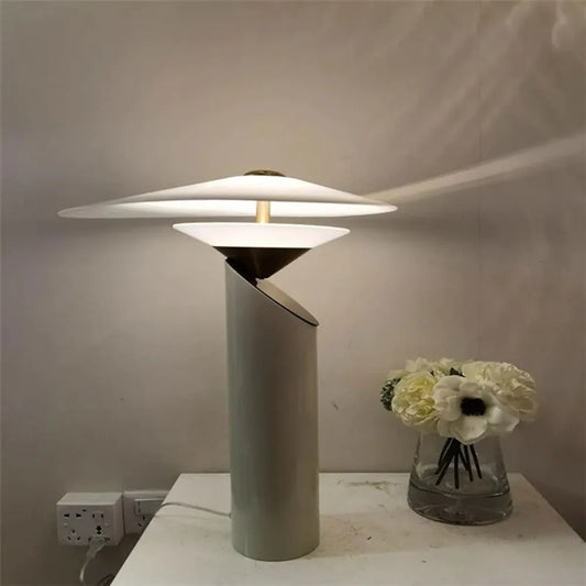 Audara-Simple Fashion Bedroom Study Office Desk Light Creative Cafe Restaurant Villa Desk Lamp Couch Side Counter Bed Warehouse Table Lamp Hotel Farmhouse Lighting Fixture