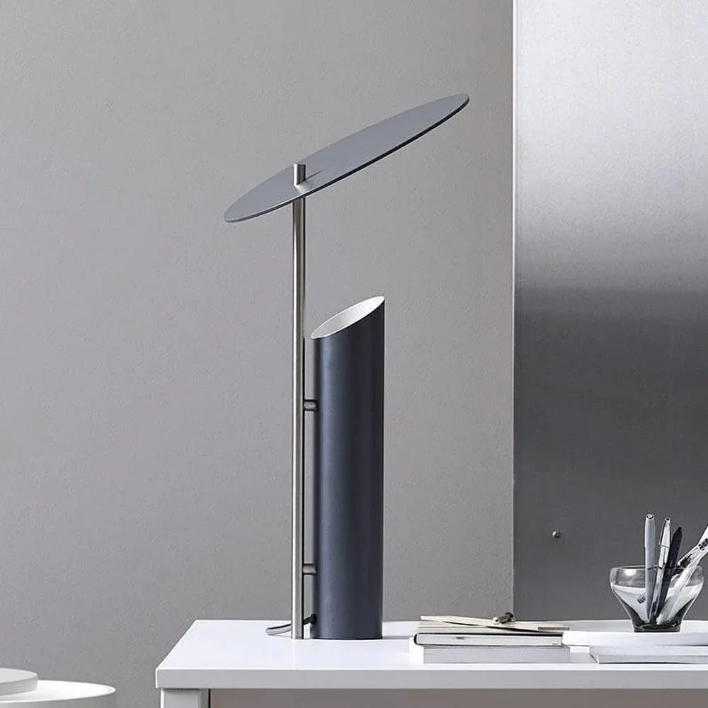 Audara-Modern Simple Hotel Showroom Model Room Desk Light Fashion Metal Desk Lamp Bedroom Study Warehouse Table Lamp Apartment Dormitory Library Villa B&B Farmhouse Lighting Fixture
