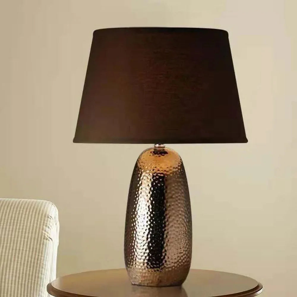 Audara-Modern American Sample Room Bedroom Desk Light Living Room Sofa Beside Office Desk Lamp Apartment Villa Restaurant Coffee Shop Decorative Table Lamp Simple Luxury Fabric Ceramic Lighting Fixture