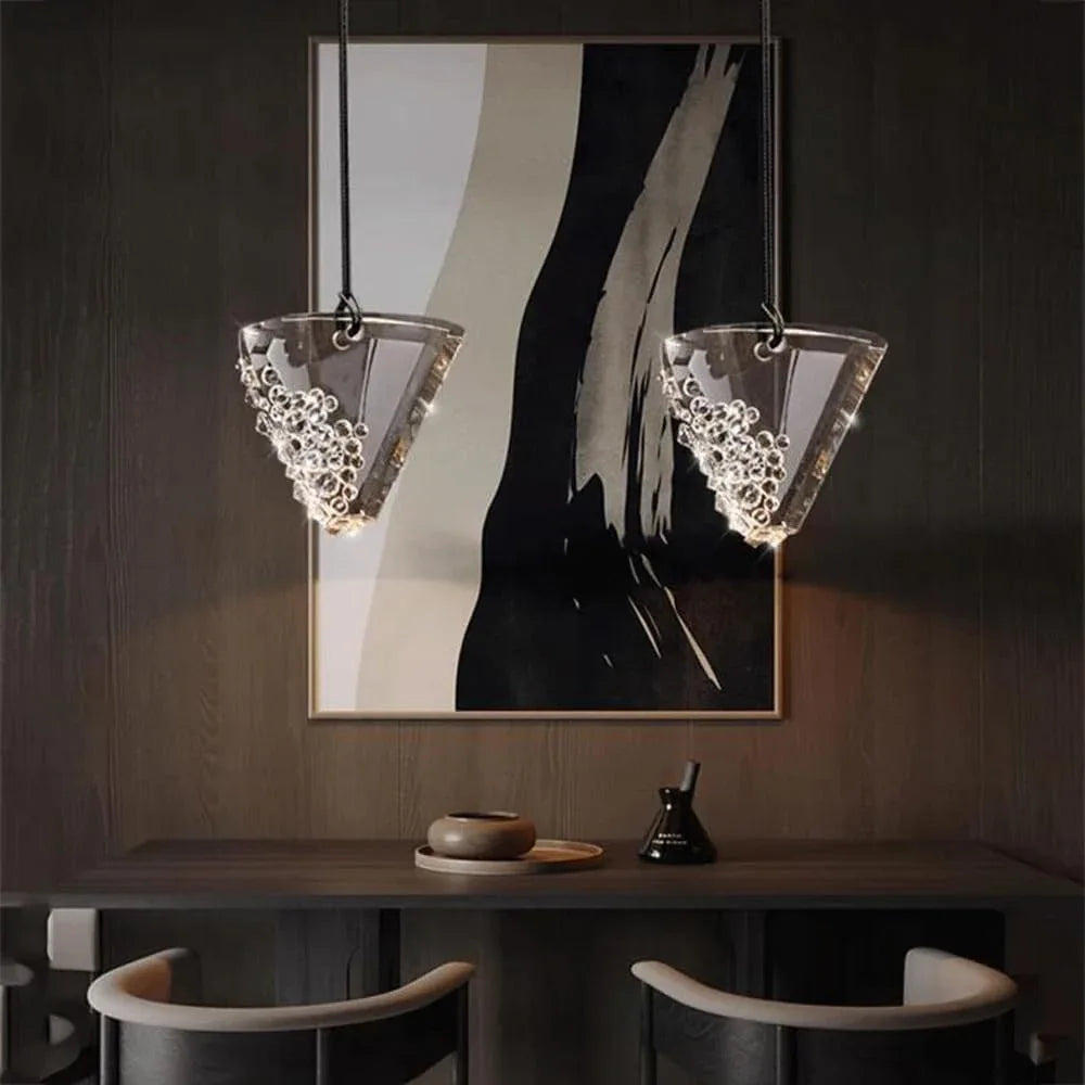 Audara-This 6-inch Crystal Pendant Light Features A Modern, Minimalist European Style and is Suitable for Various Spaces Including Bedrooms, Hotels, Restaurant Entryways, Cafes, and Kitchen Islands.