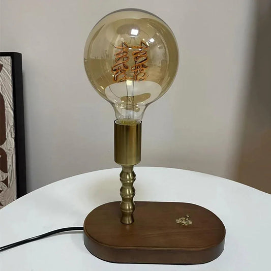 Audara-Vintage American Wedding Wedding Bedroom Bedside Desk Light Warm Metal Solid Wood Desk Lamp Living Room Office Table Lamp Restaurant Shop Coffee Shop Decoration Lighting Fixture