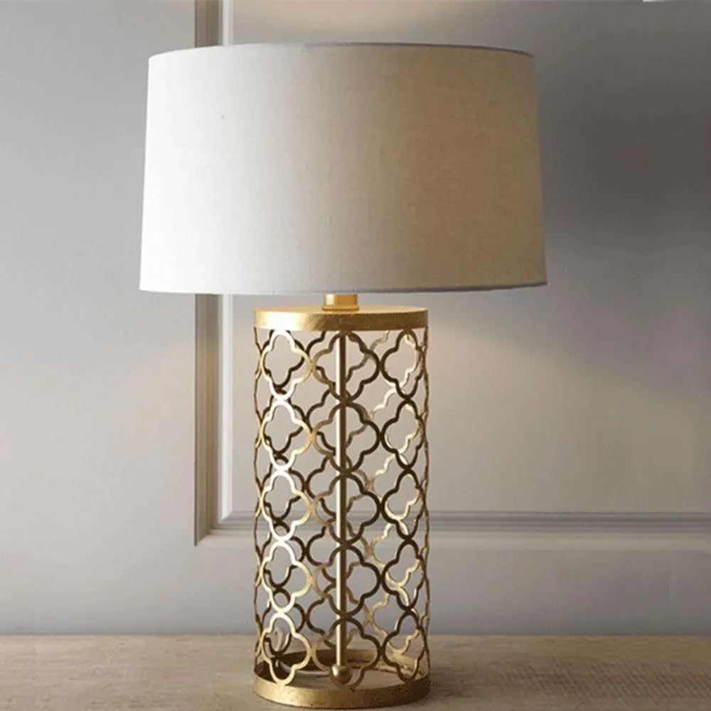 Audara-European Retro Metal Fabric Desk Light American Light Luxury Office Tea House Desk Lamp Living Room Study Bedroom Table Lamp Villa Mall Front Desk Club Decoration Lighting Fixture