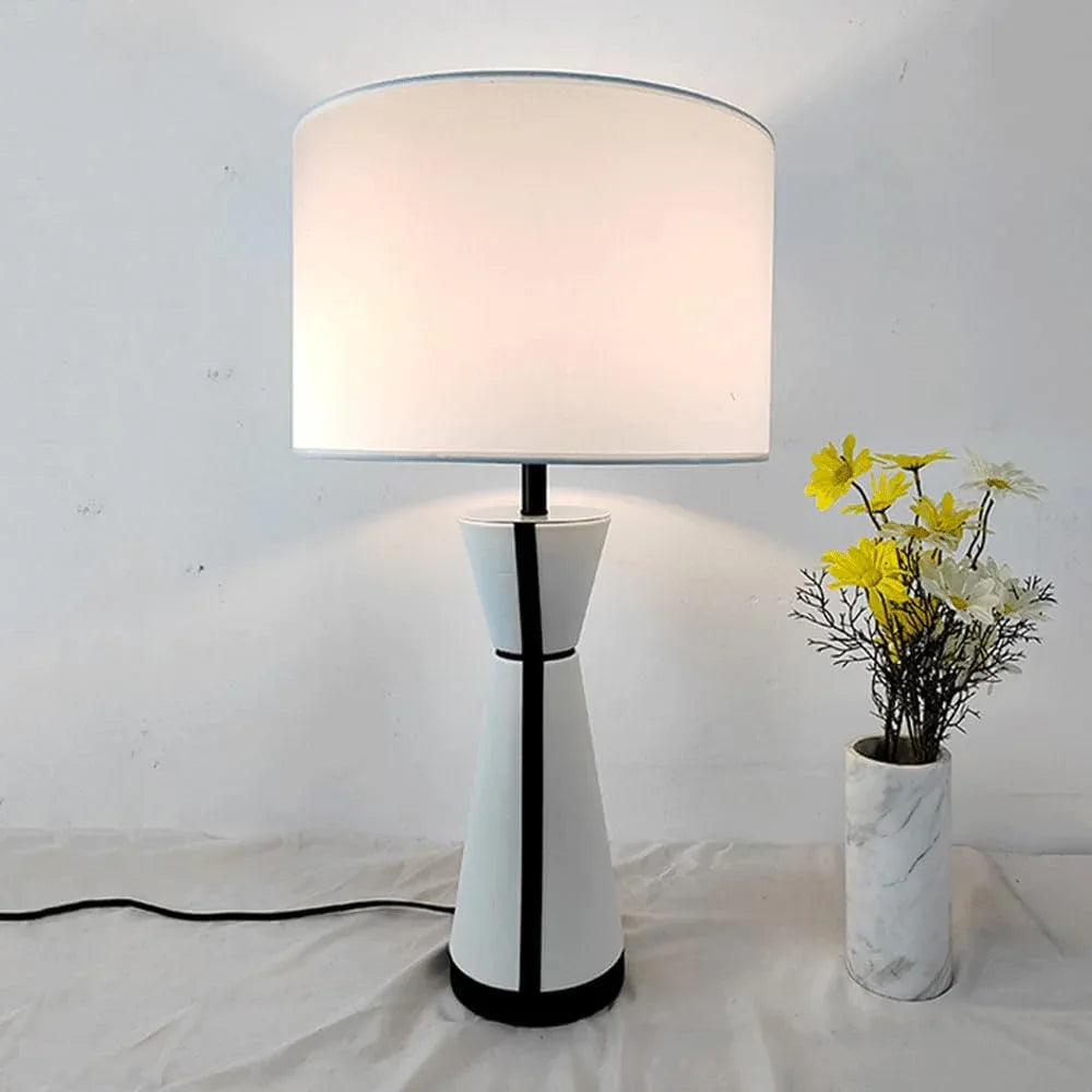 Audara-American Simple Metal Leather Desk Light Luxury Living Room Study Room Counter Desk Lamp Bedroom Bedroom Apartment Office Table Lamp Villa Club Mall B&B Model Home Lighting Fixture