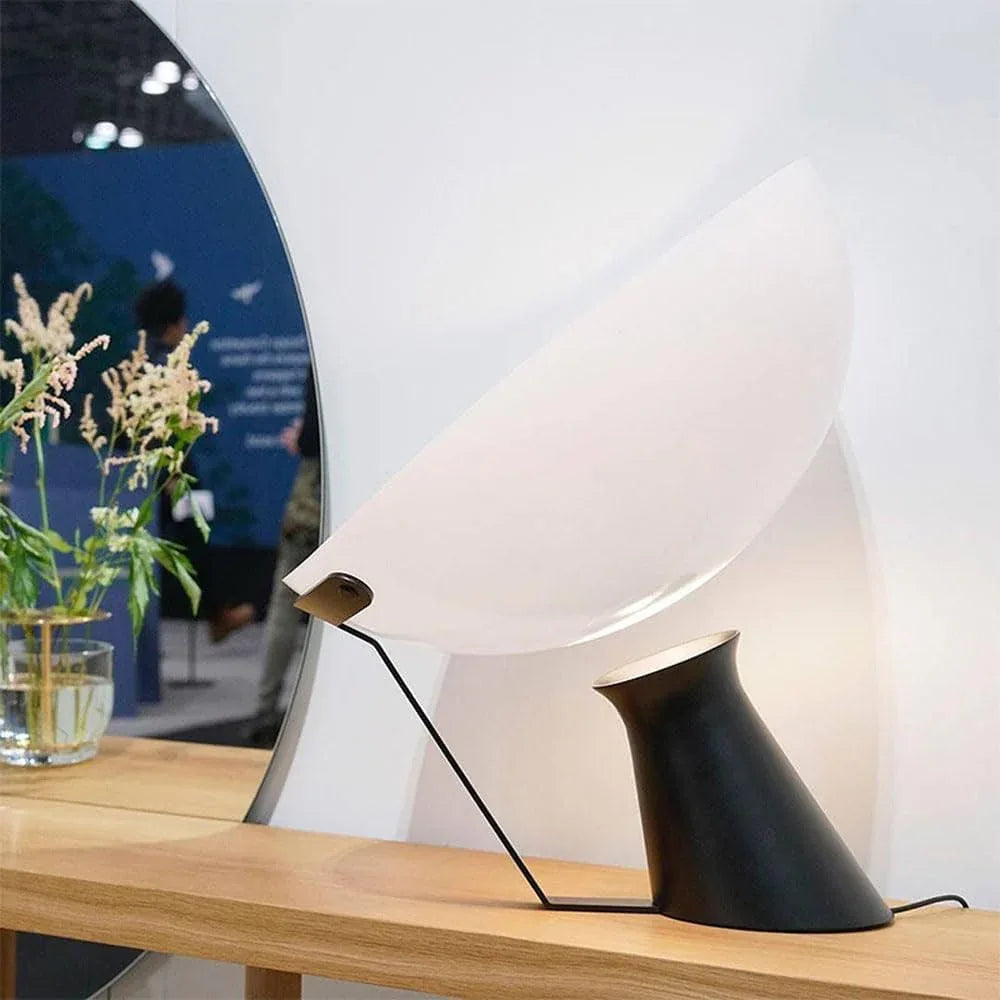 Audara-Postmodern Personalized Bedroom Bedside Desk Light Fashion Office Study Room Reading Desk Lamp Creative Acrylic Resin Table Lamp Cafe Hotel Front Desk Decoration Lighting Fixture