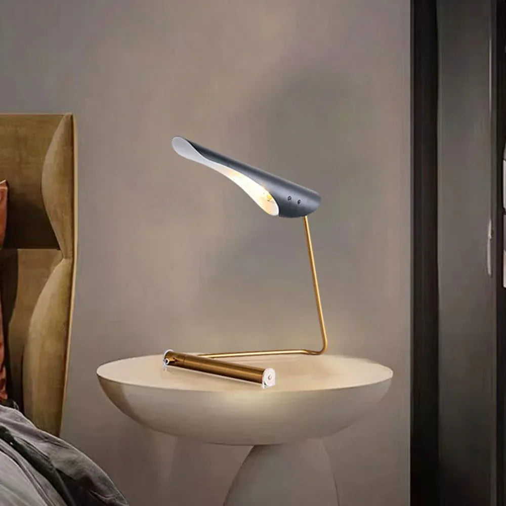 Audara-Scandinavian Simplicity Designer Showroom Showroom Desk Light Fashion Geometric Lines Office Desk Lamp Villa Club Cafe Lighting Fixture Bedroom Living Room Sofa Table Lamp