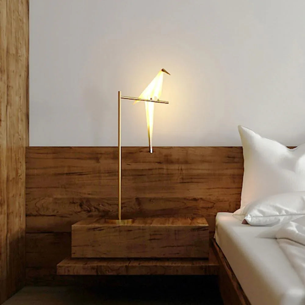 Audara-Postmodern Creative Study Office Desk Light Simple Art Bird-Shaped Metal Desk Lamp Bedroom Living Room Dormitory Table Lamp Apartment Cafe Western Restaurant Decoration Lighting Fixture