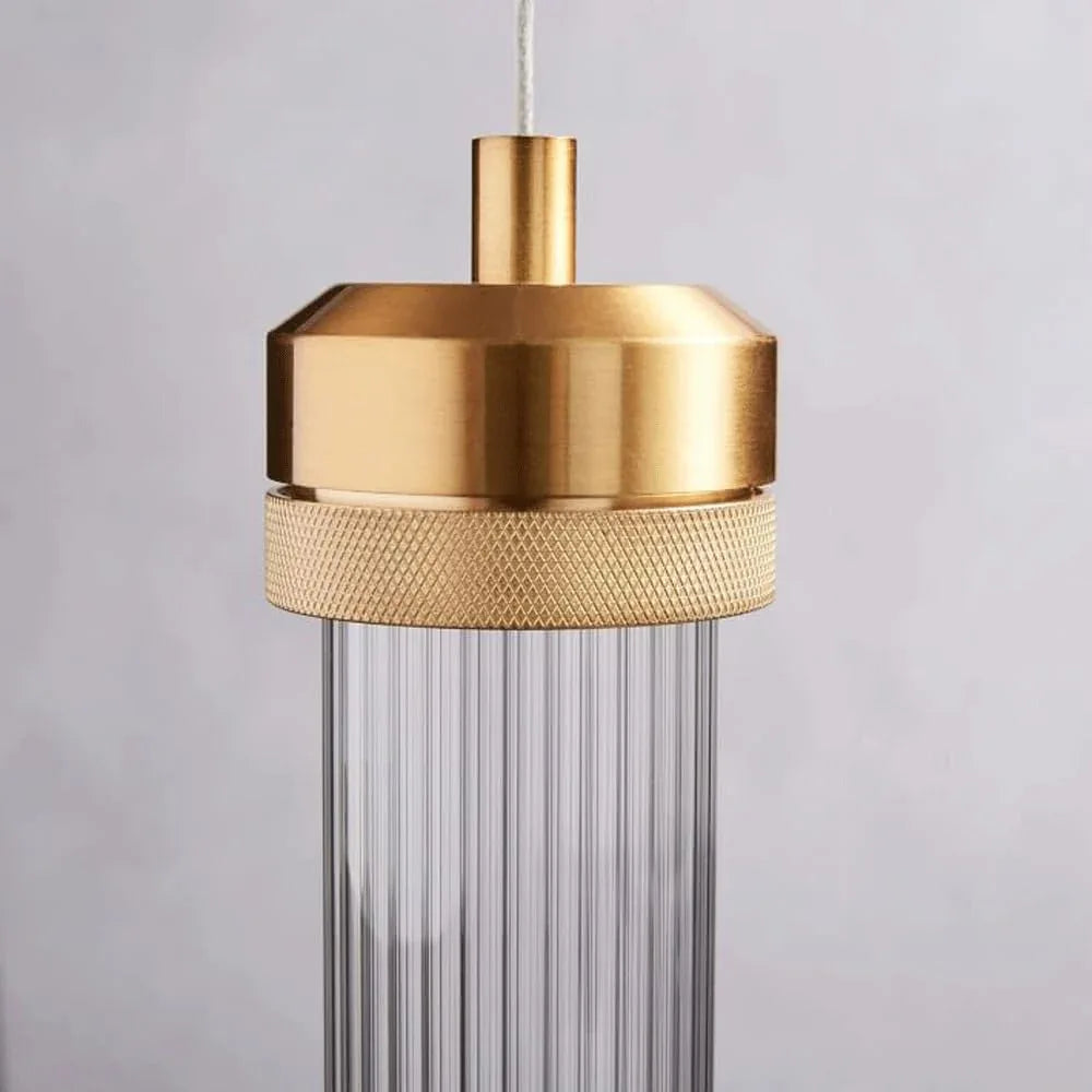Audara-Crystal Pendant Light, 2.7 Inches in Diameter, Long Decorative Chandelier, Modern and Luxurious Style, Suitable for Various Places Such As Hotels, Restaurants, Kitchen Islands, and Bedrooms.