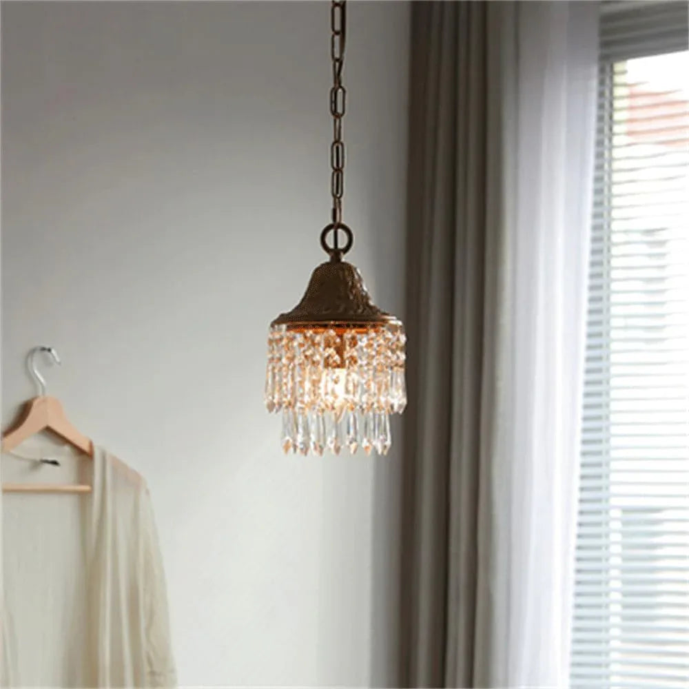 Audara-5-inch Crystal Chandeliers with Diamond-Shaped Pendants European Modern-Style Small Chandelier Suitable for Bedrooms, Studies, Hotels, Kitchens, and Island Ceiling Lights