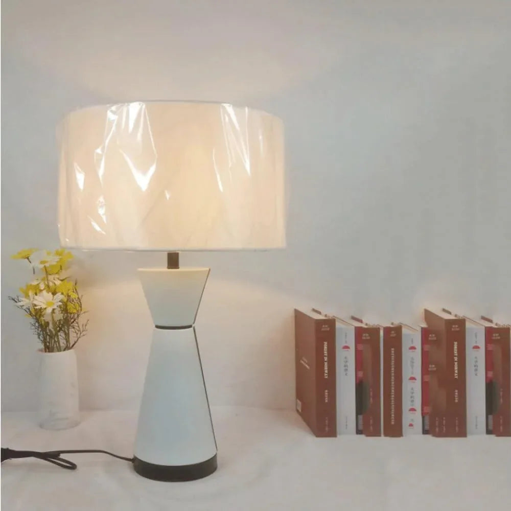 Audara-American Simple Metal Leather Desk Light Luxury Living Room Study Room Counter Desk Lamp Bedroom Bedroom Apartment Office Table Lamp Villa Club Mall B&B Model Home Lighting Fixture