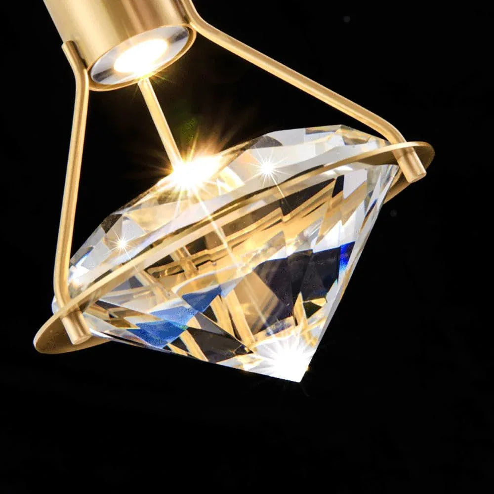 Audara-5.5-inch Crystal Pendant Light, European Modern Minimalist Style, Diamond Shape, Suitable for Installation in Various Spaces Such As Bedrooms, Hotels, Cafes, Restaurants, and Entryways.