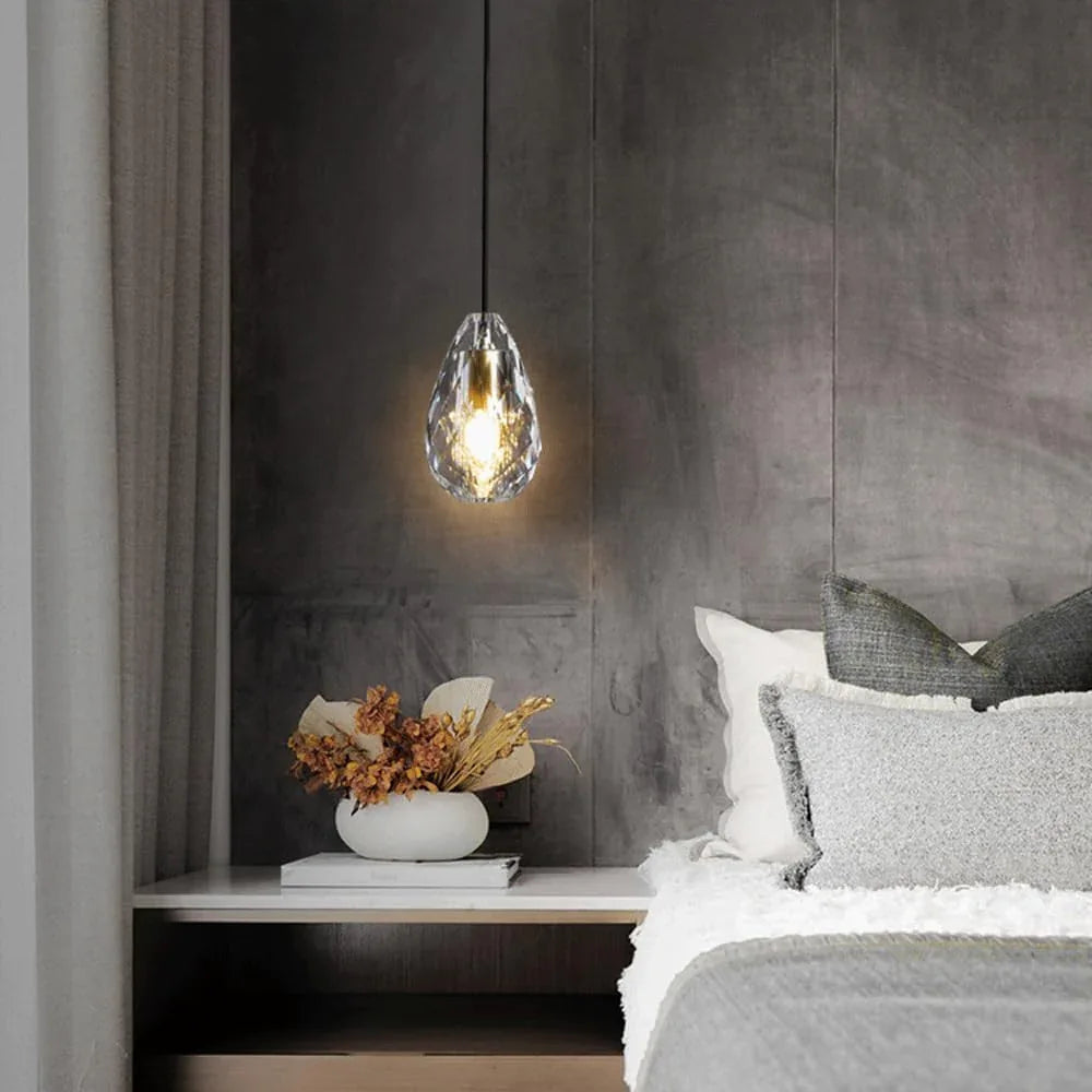 Audara-4-inch Modern Minimalist Crystal Pendant Light, Gemstone-Shaped Mini Glass Chandelier, Suitable for Various Spaces Such As Bedrooms, Kitchen Islands, Dining Rooms, Hotels, Bars, and Cafes.