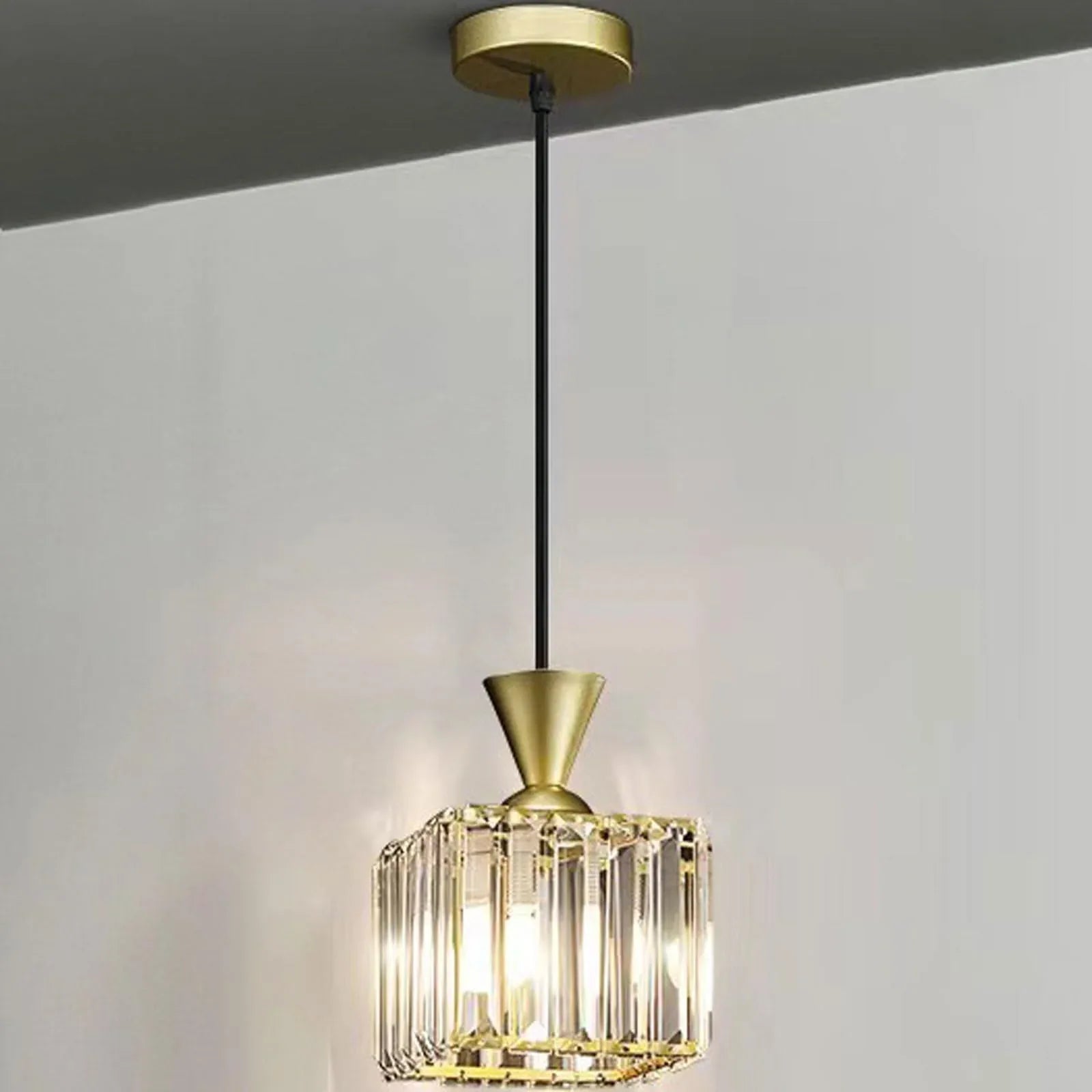 Audara-Crystal Pendant Light, 6 Inches, Small Decorative Pendant Light, Modern And Light Luxury Style, Suitable For Lighting In Various Places Such As Bedrooms, Hotels, Restaurants, Kitchen Islands, E B