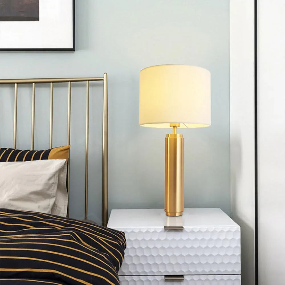 Audara-Luxury Study Office Restaurant Café Desk Light Sample Room Showcase Showroom Decoration Desk Lamp Hotel Villa Club Table Lamp High-end Classic Fabric Full Copper Lighting Fixture